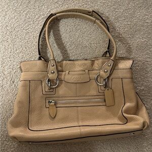 Coach VTG Penelope Satchel Beige/Tan Pebbled Leather  Handbag